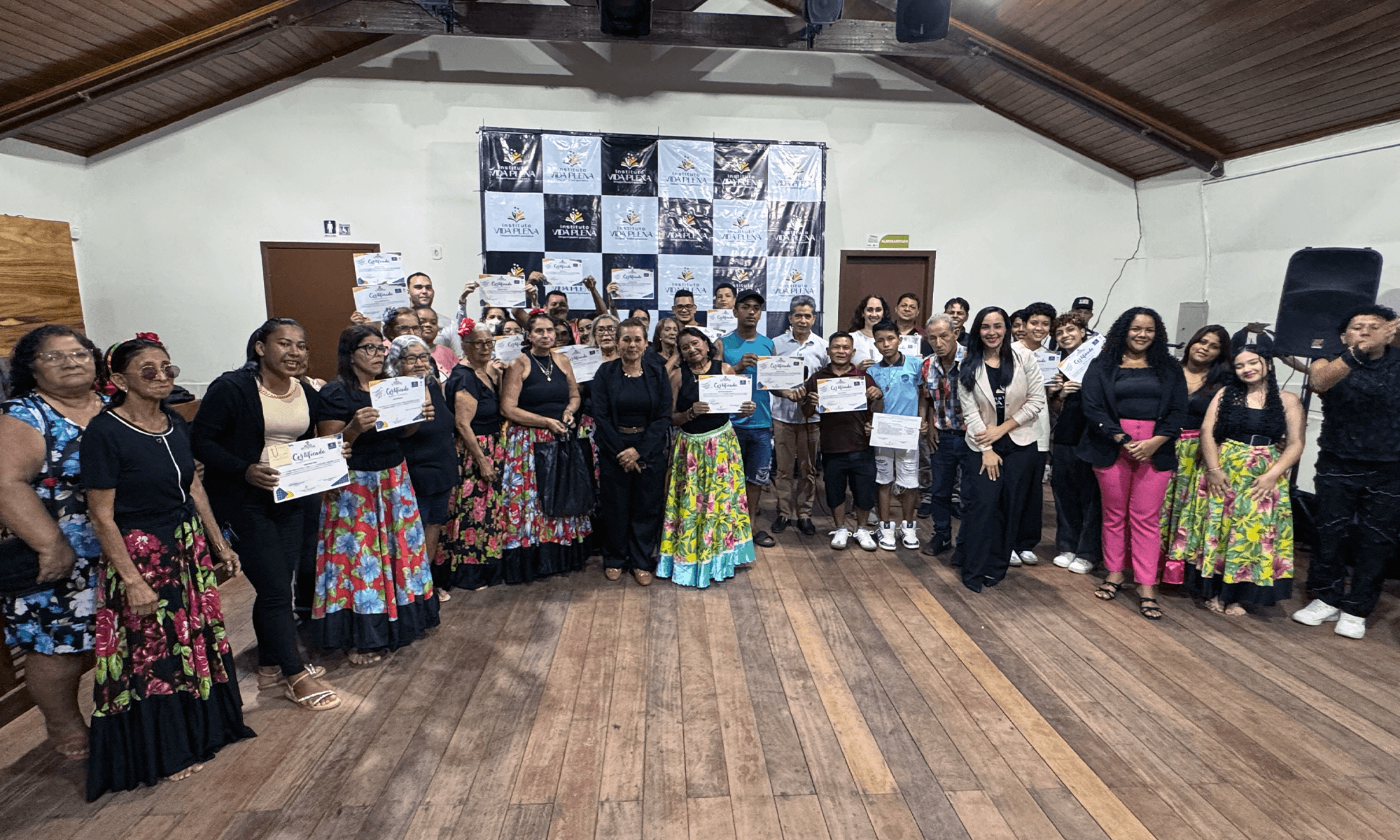 Instituto Vida Plena Celebra Conquistas e Forma Novos Profissionais